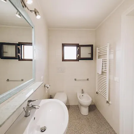 Dalila Apulian Rental Rooms Pulsano Exterior photo