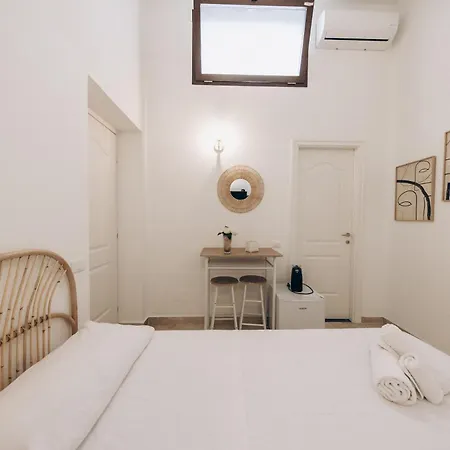 Dalila Apulian Rental Rooms Pulsano Exterior photo